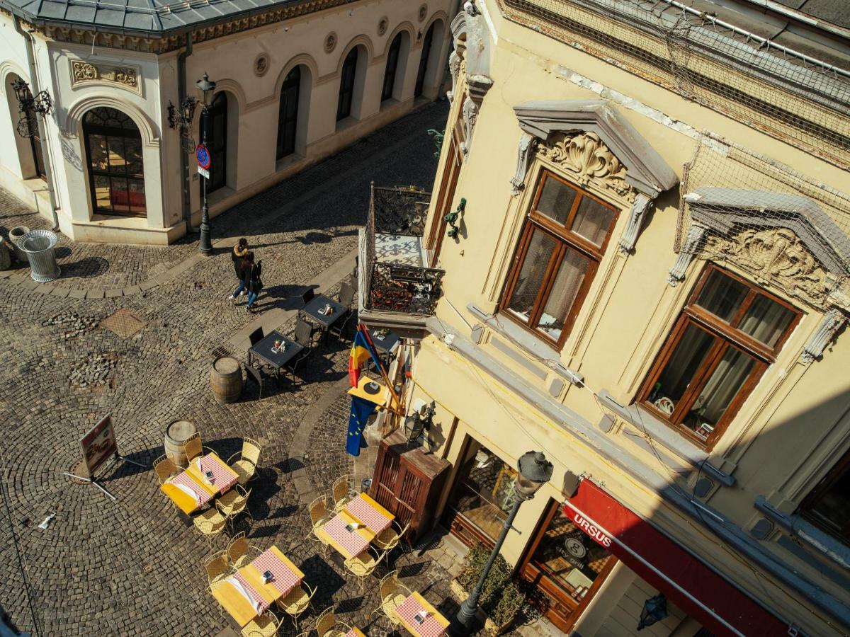 City Retro Studio In The Middle Of Old Town Бухарест Экстерьер фото