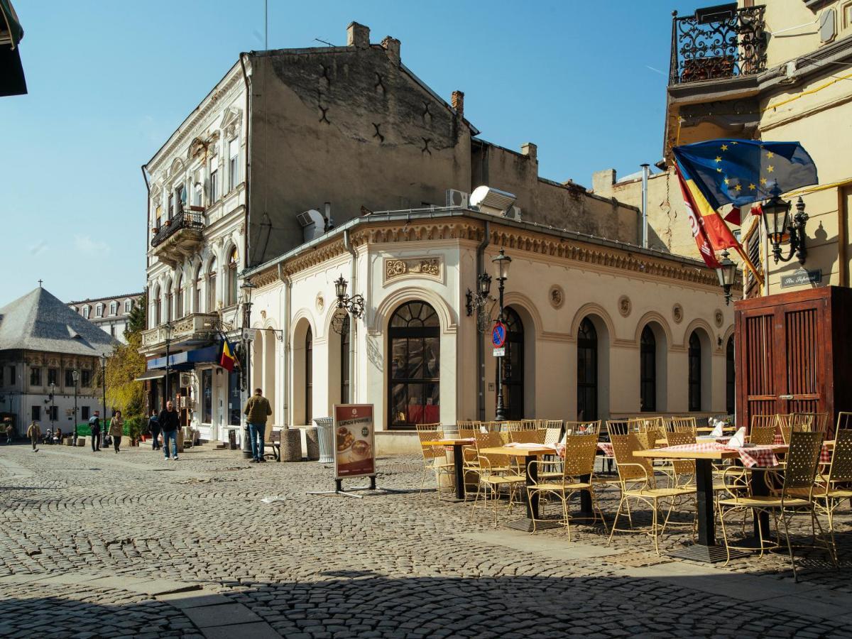 City Retro Studio In The Middle Of Old Town Бухарест Экстерьер фото